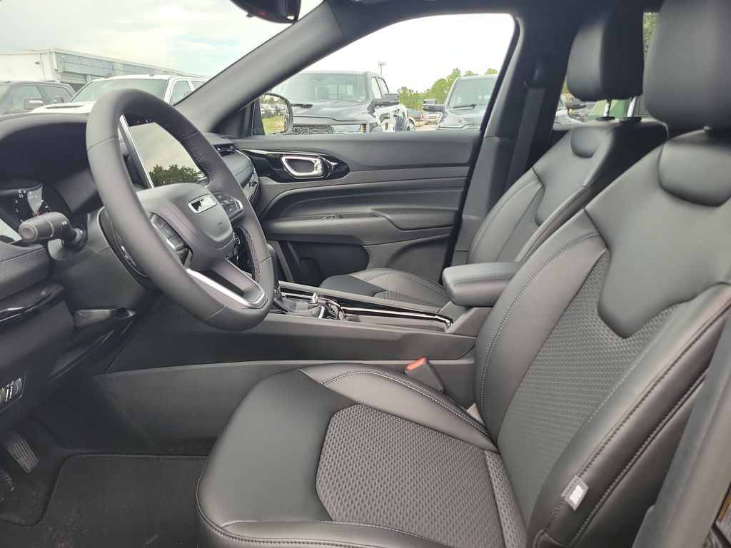 2026 Jeep Compass Latitude - photo 20