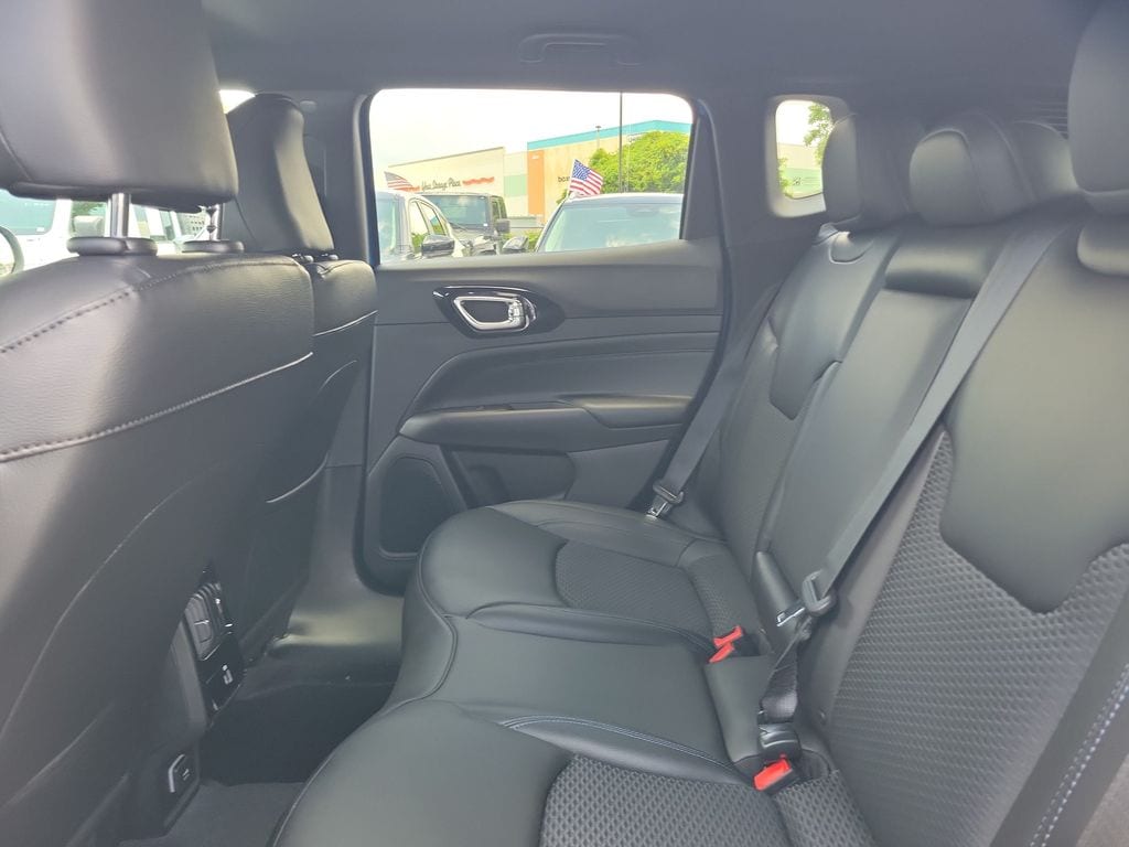 2026 Jeep Compass Latitude - photo 12