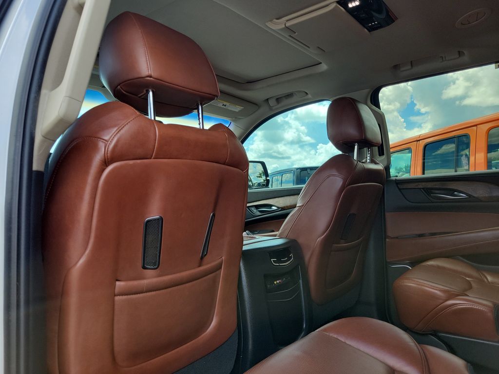 2016 Cadillac Escalade Premium - photo 11
