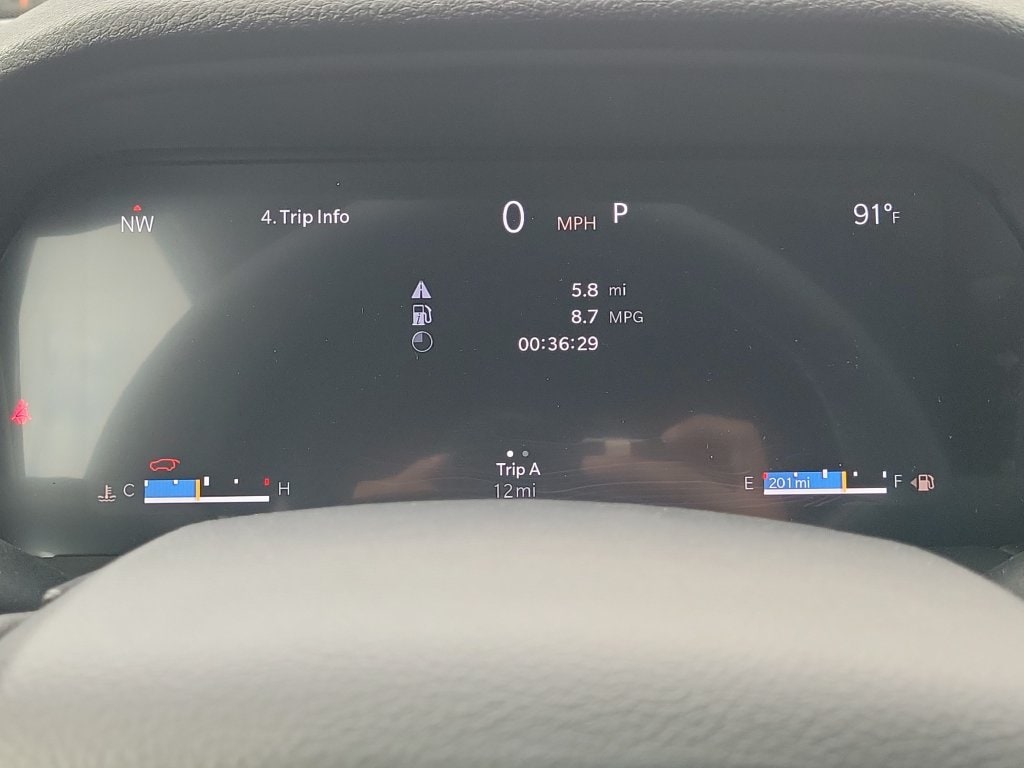 2027 Jeep Grand Cherokee Laredo - photo 22