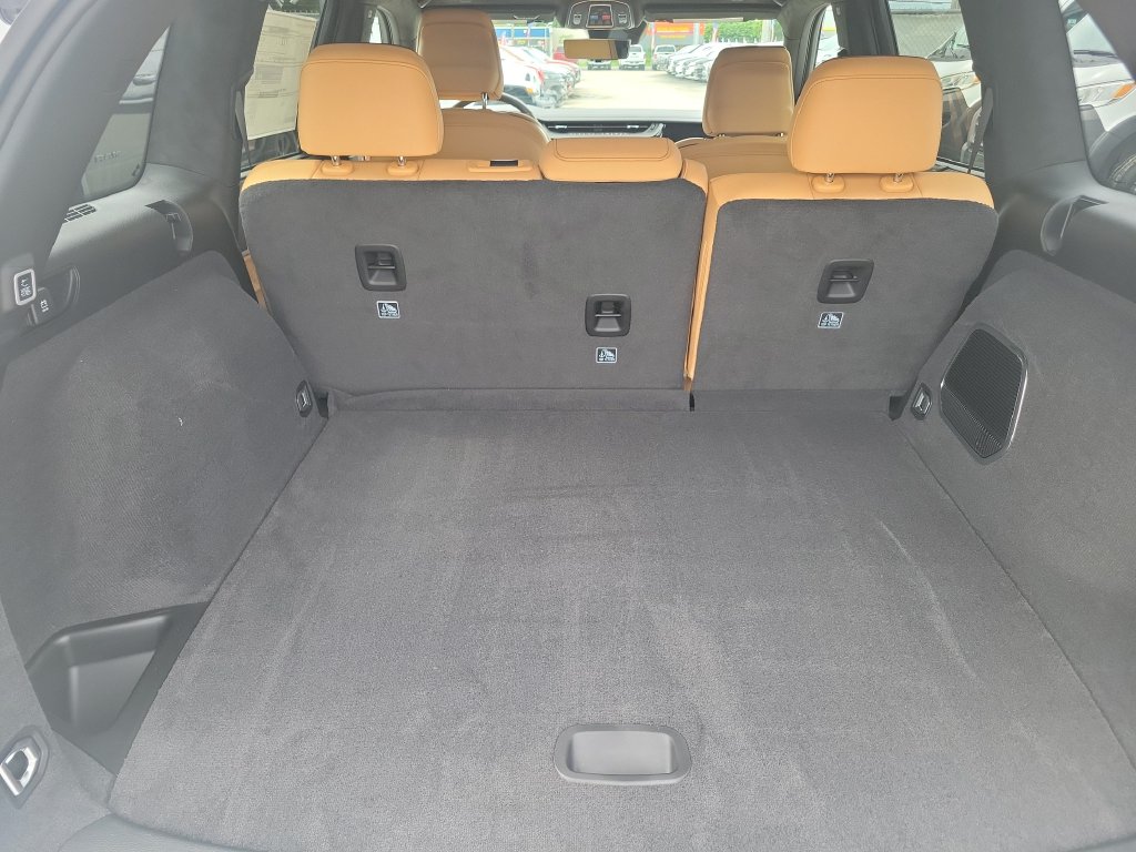 2027 Jeep Grand Cherokee Summit - photo 9