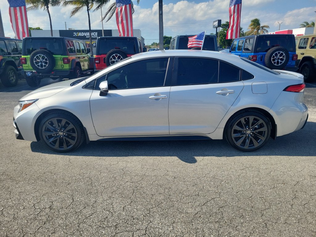 2026 Toyota Corolla SE - photo 6
