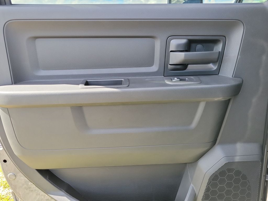 2027 Ram 2500 Black Express - photo 11