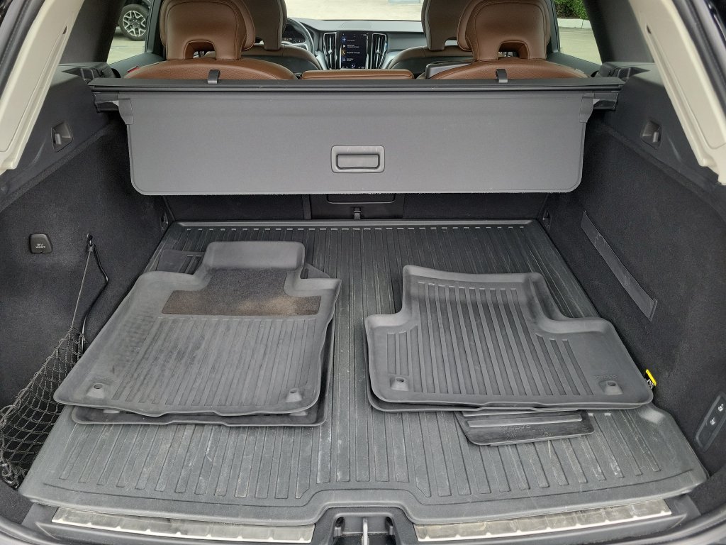 2019 Volvo XC60 T6 Momentum - photo 10