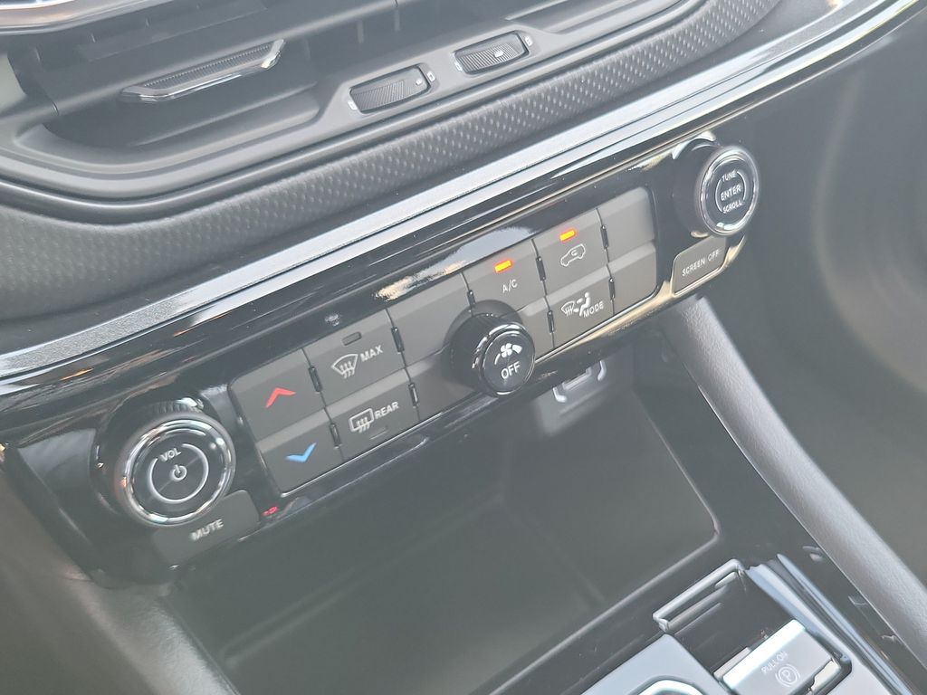 2026 Jeep Compass Latitude - photo 29