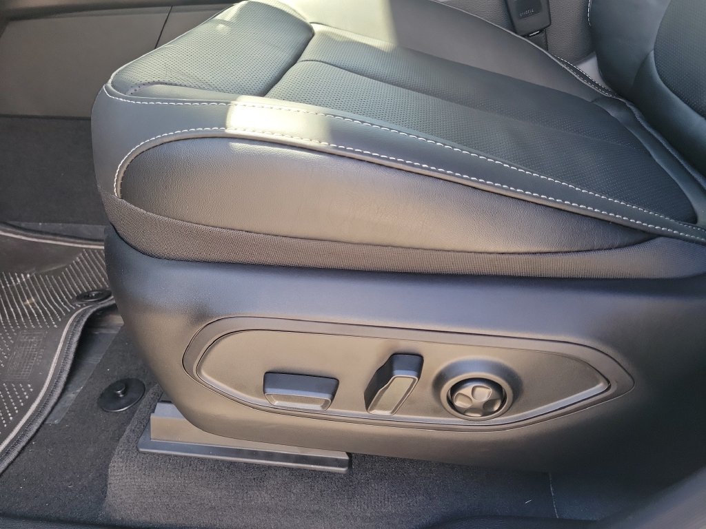 2027 Jeep Grand Cherokee Limited Reserve - photo 15