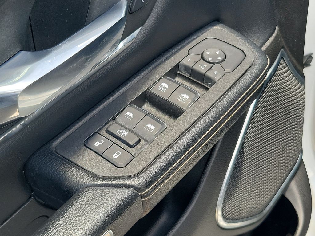 2025 Ram 1500 Laramie - photo 19