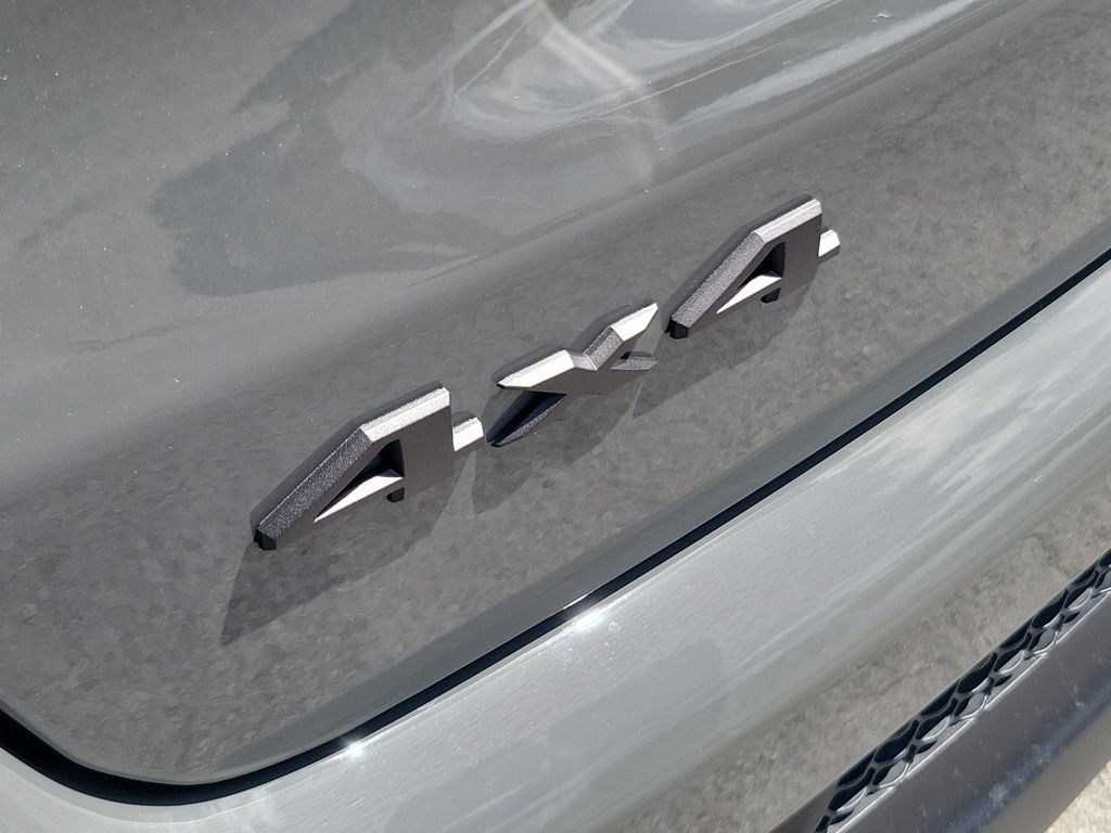 2026 Jeep Compass Latitude - photo 7