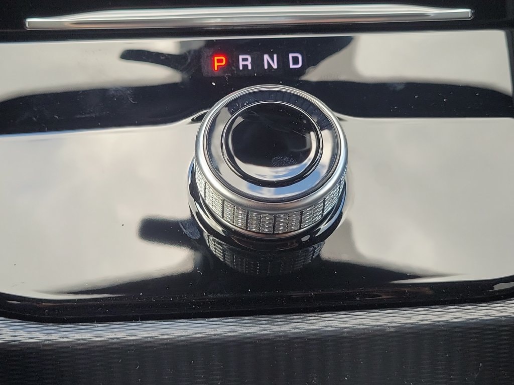 2027 Jeep Grand Cherokee Laredo - photo 27