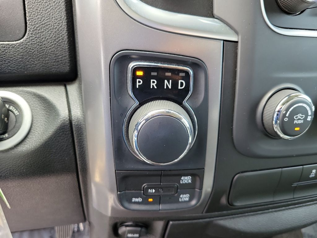 2024 Ram 1500 Classic SLT - photo 27