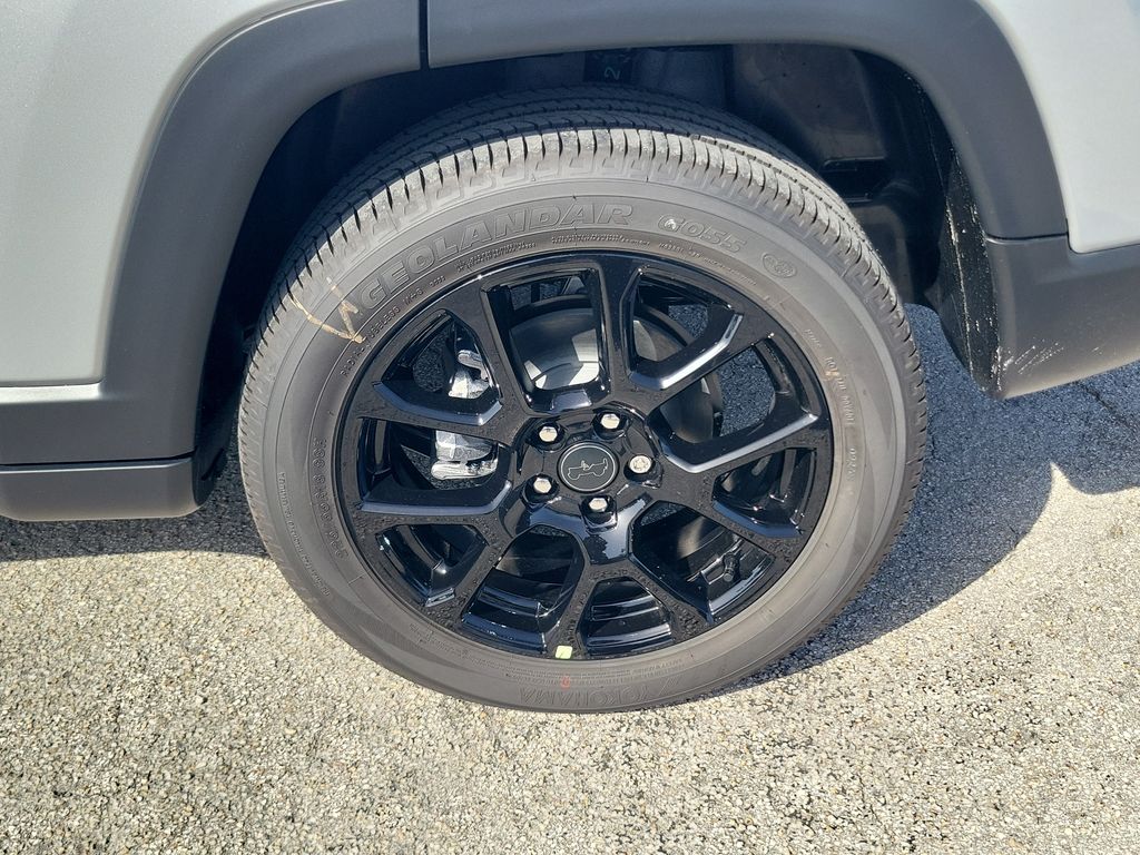 2026 Jeep Compass Latitude - photo 9
