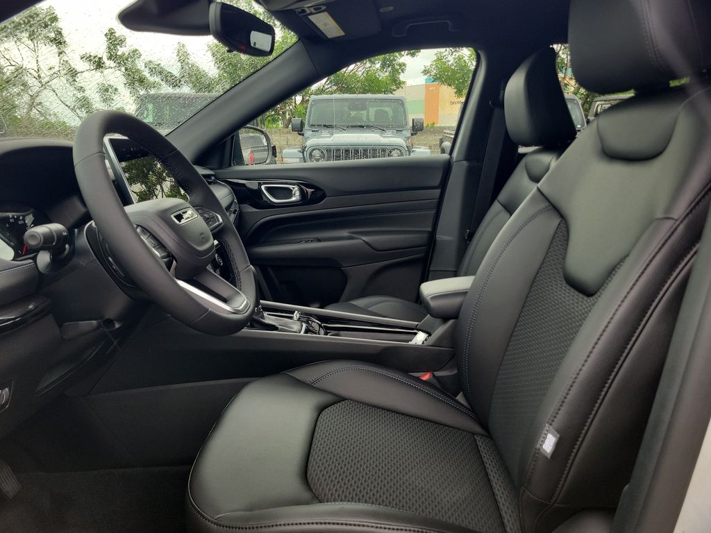 2026 Jeep Compass Latitude - photo 19