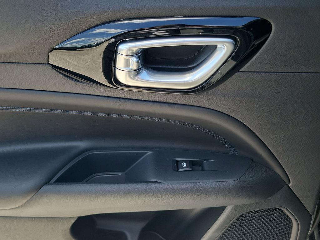 2026 Jeep Compass Latitude - photo 10