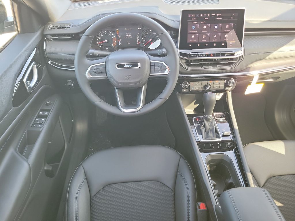 2026 Jeep Compass Latitude - photo 16
