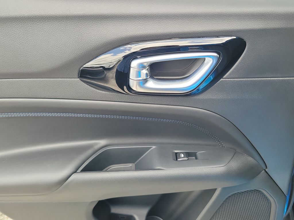 2026 Jeep Compass Latitude - photo 10
