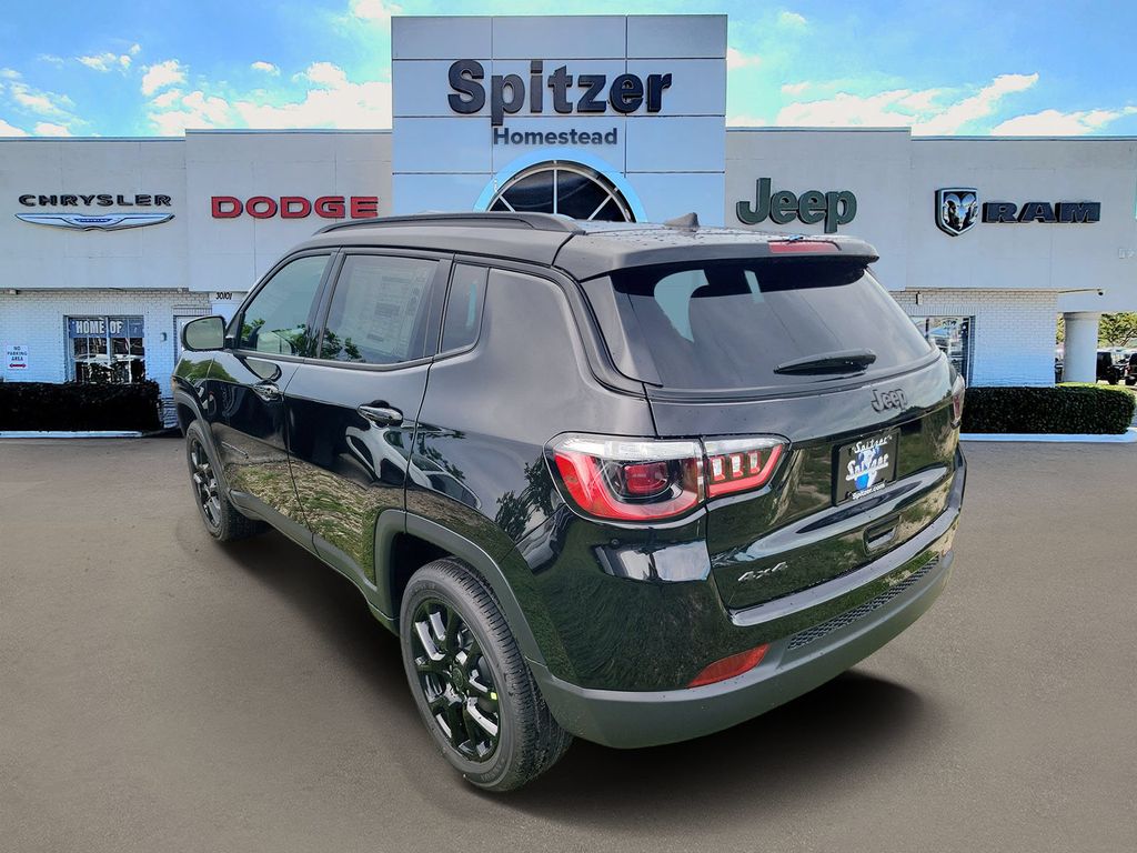 2026 Jeep Compass Latitude - photo 4