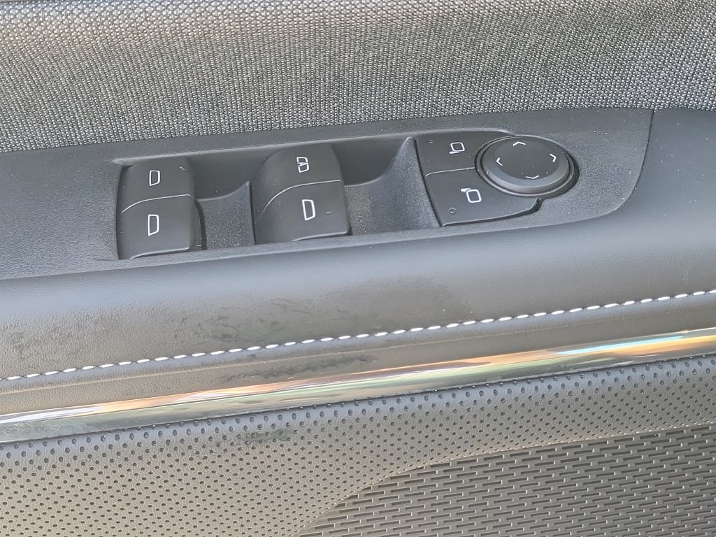 2026 GMC Sierra EV Elevation - photo 30