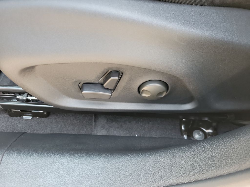 2026 Jeep Compass Latitude - photo 22