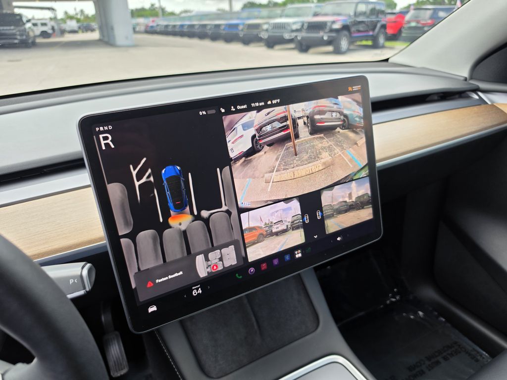 2023 Tesla Model Y Long Range - photo 24