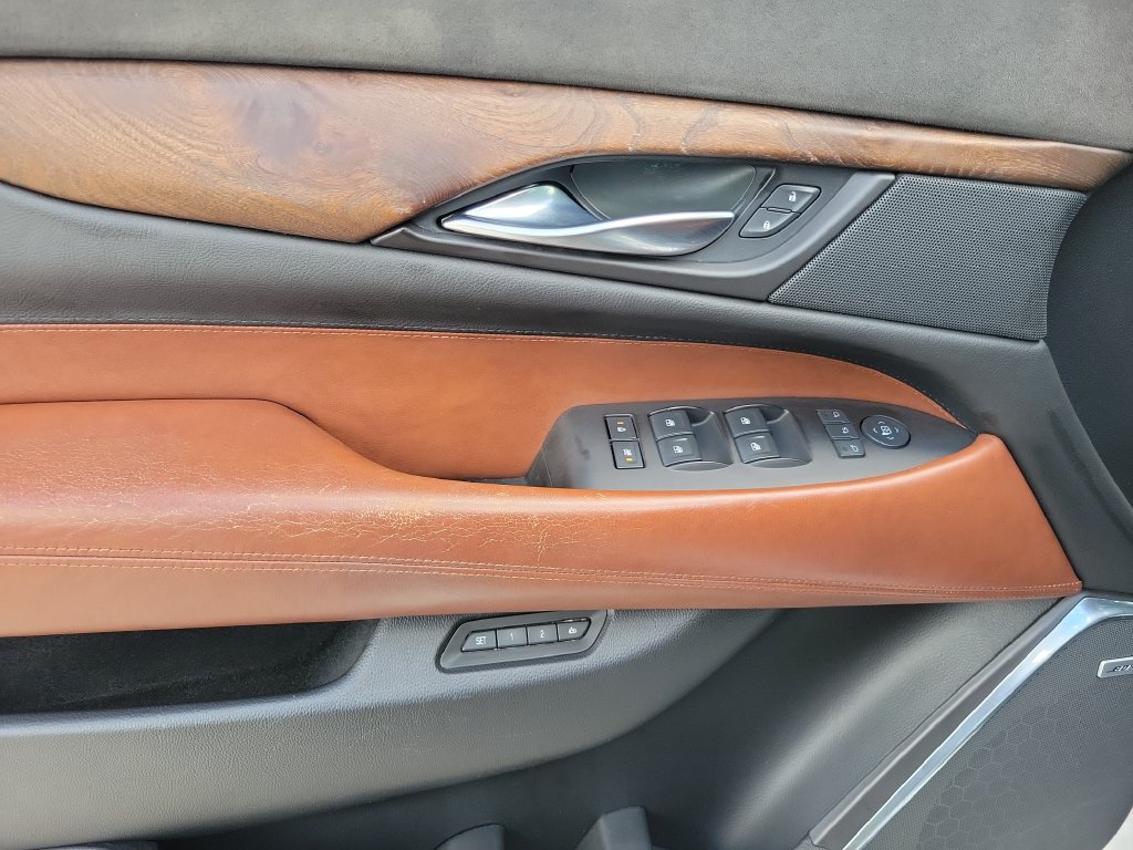 2016 Cadillac Escalade Premium - photo 16