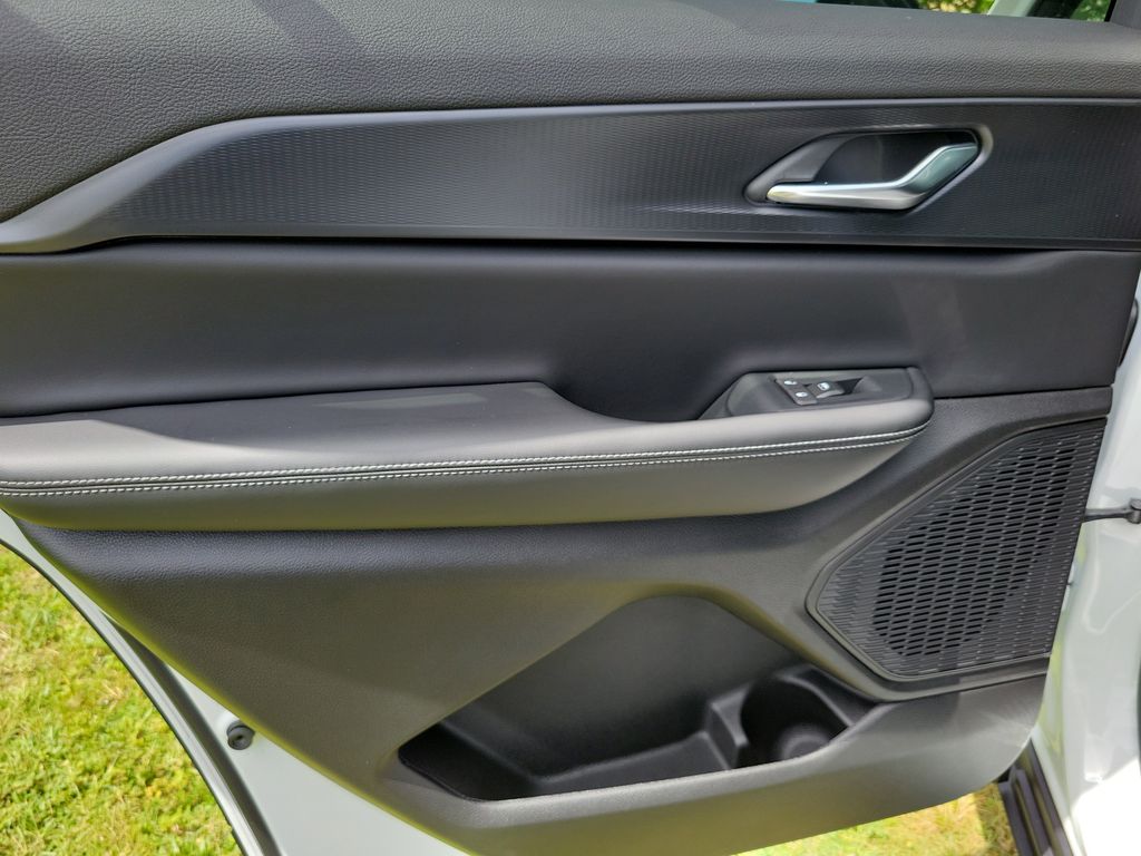 2026 Jeep Grand Cherokee L Laredo - photo 16