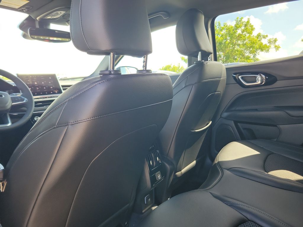 2026 Jeep Compass Latitude - photo 14