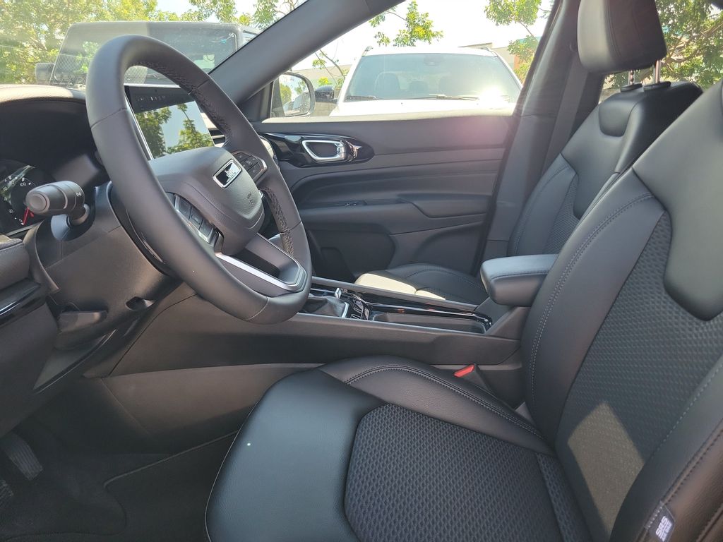 2026 Jeep Compass Latitude - photo 21