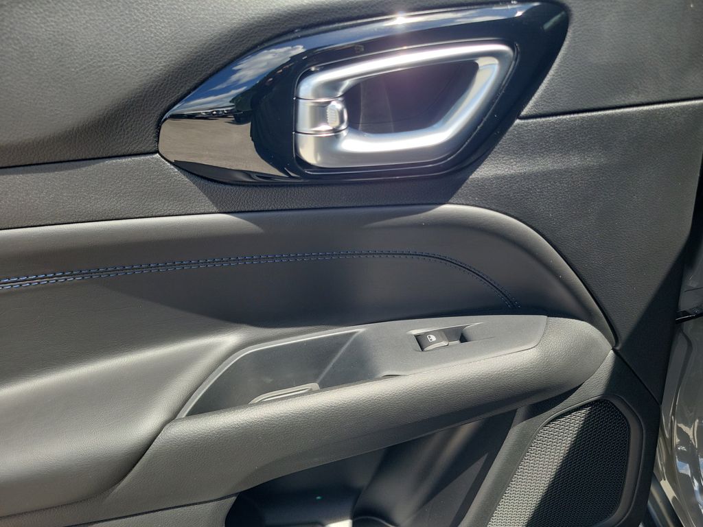 2026 Jeep Compass Latitude - photo 11