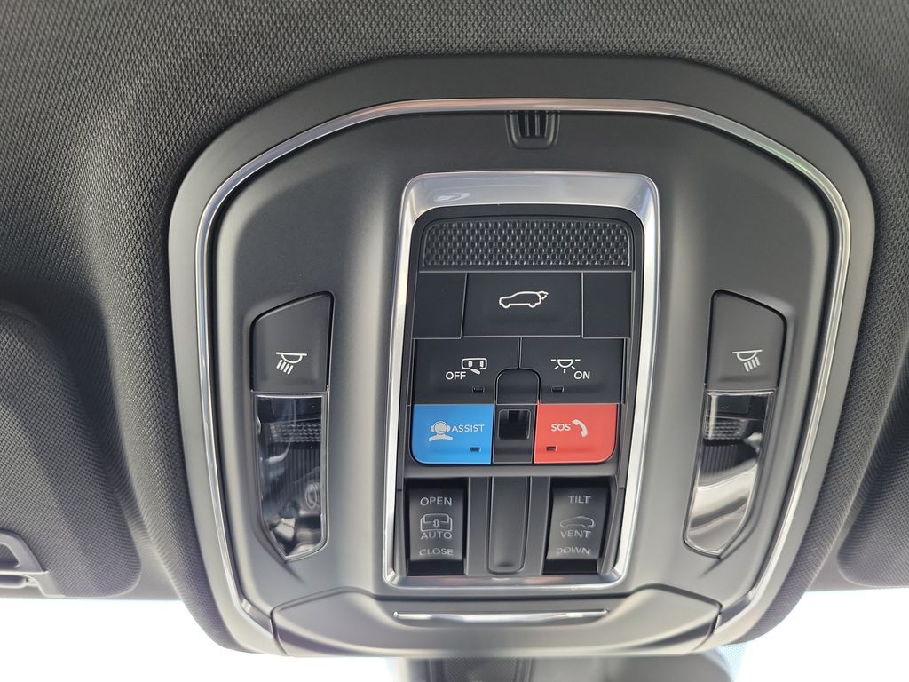2026 Jeep Grand Cherokee Laredo X - photo 29