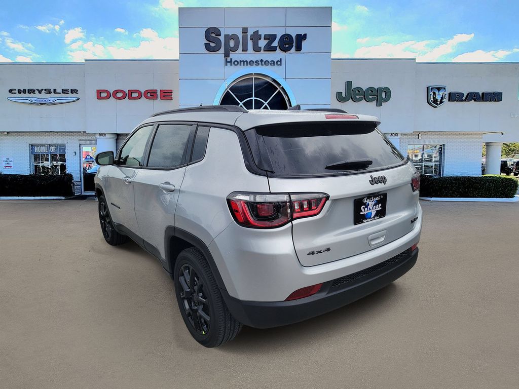2026 Jeep Compass Latitude - photo 4