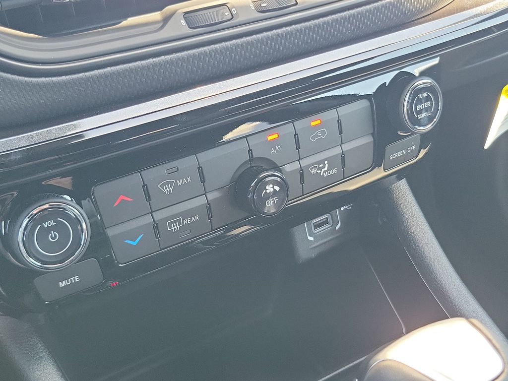 2026 Jeep Compass Latitude - photo 29
