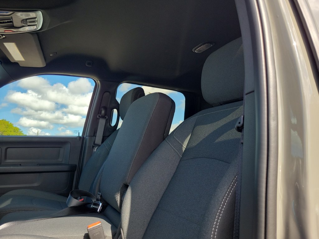 2027 Ram 2500 Black Express - photo 16