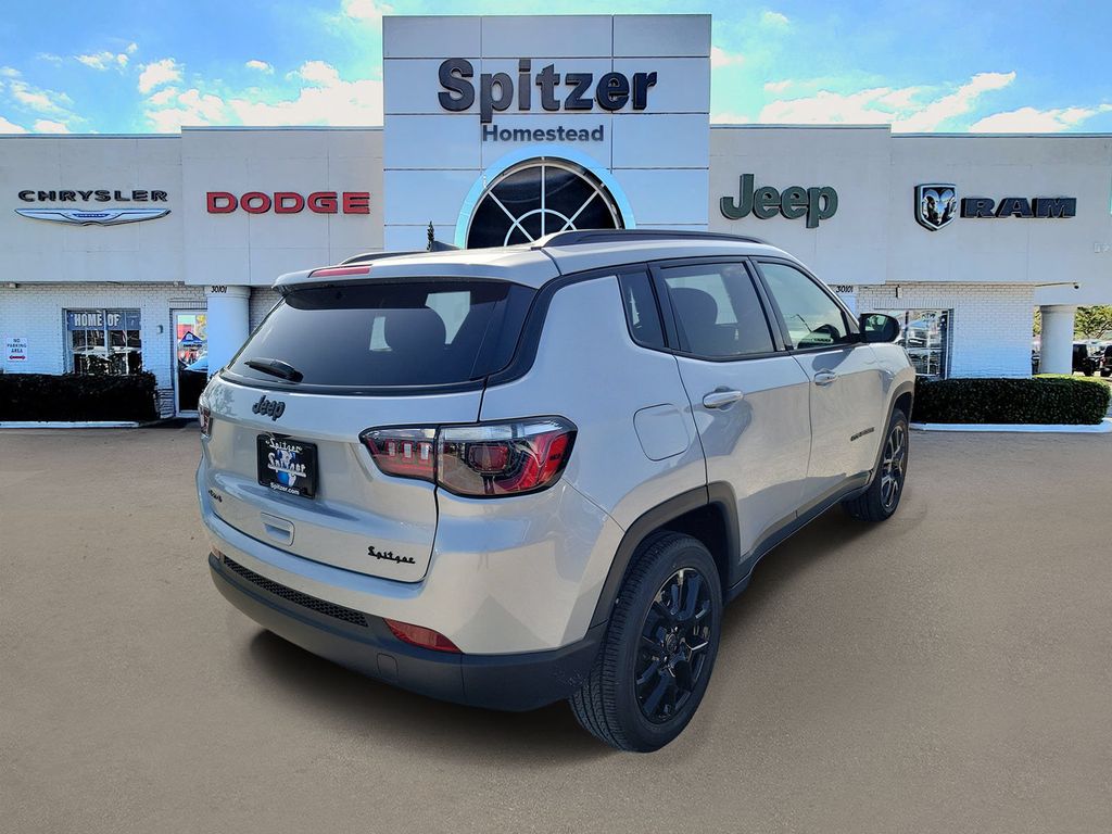 2026 Jeep Compass Latitude - photo 3