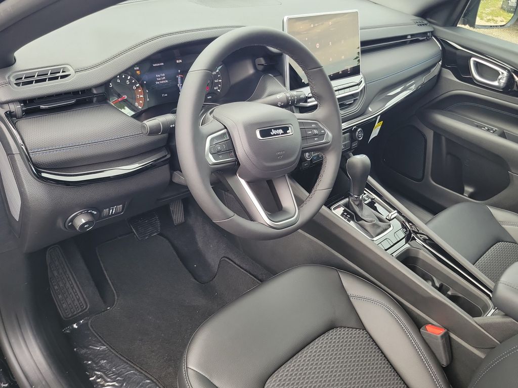 2026 Jeep Compass Latitude - photo 17