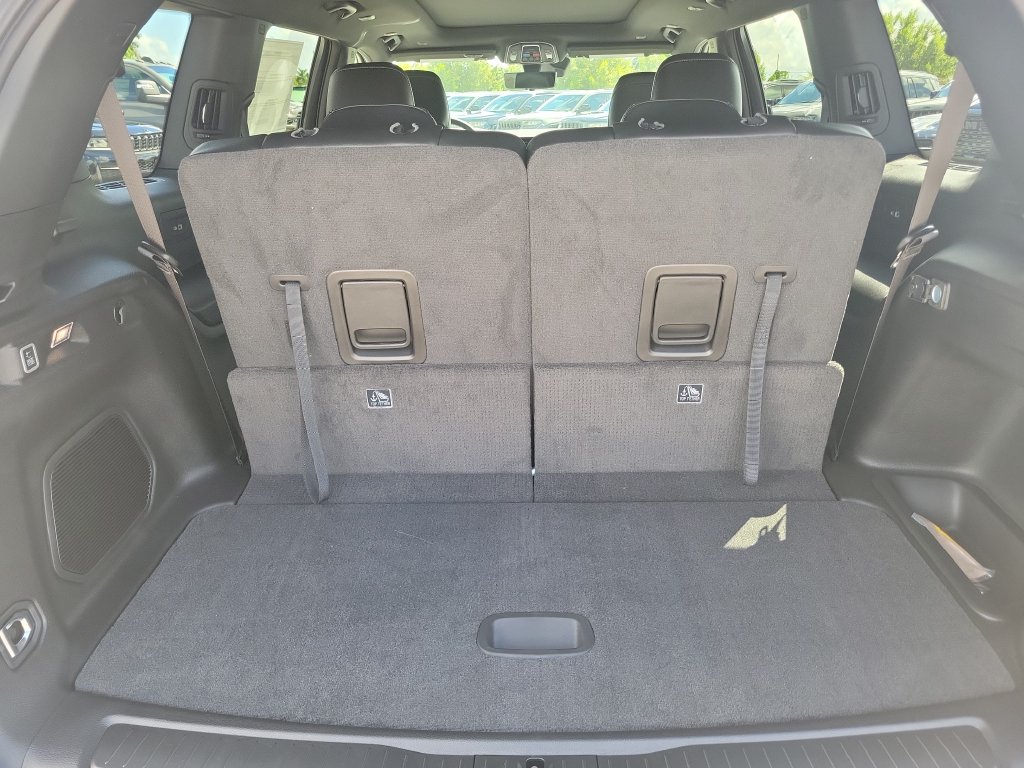 2027 Jeep Grand Cherokee Limited Reserve - photo 9