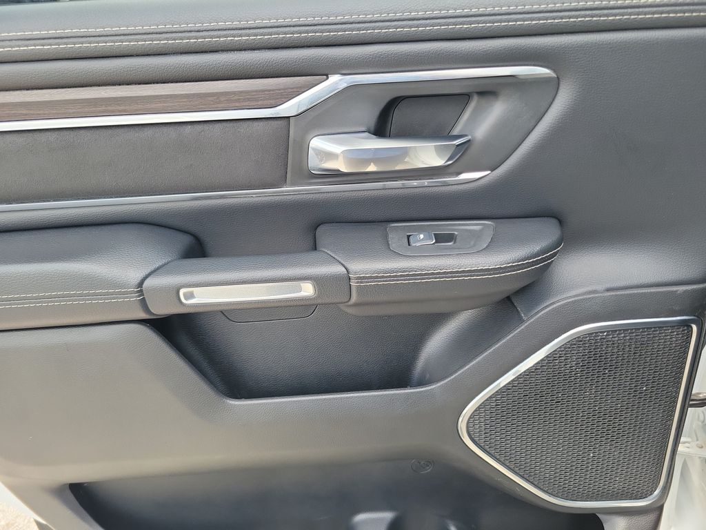 2025 Ram 1500 Laramie - photo 9