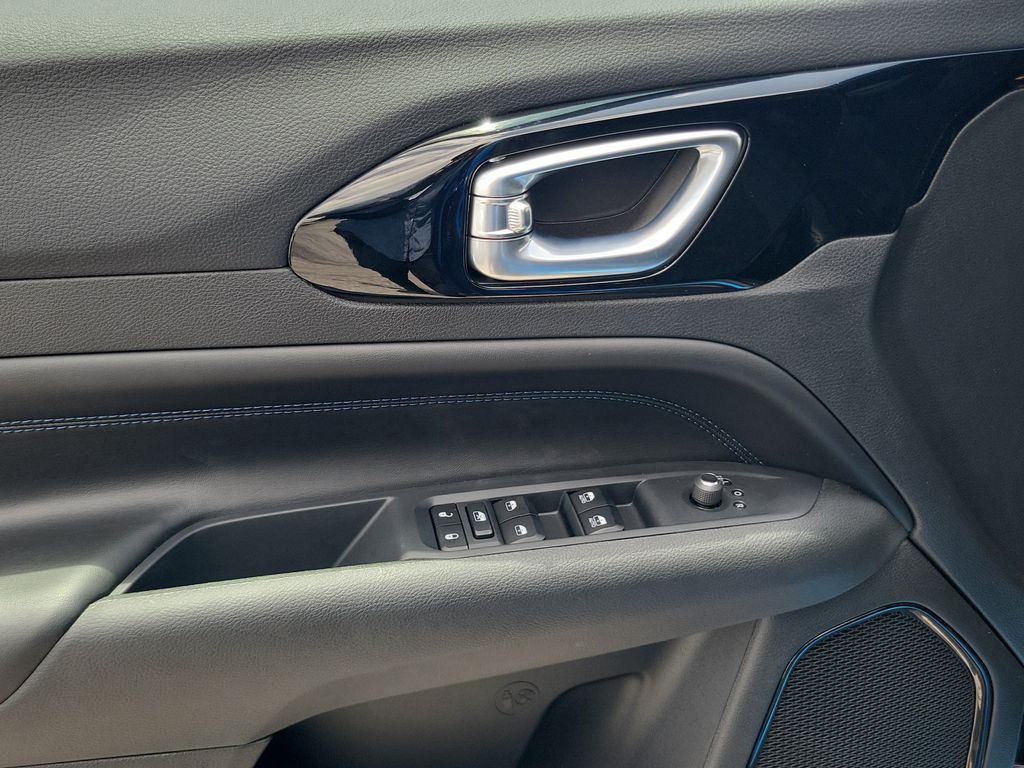 2026 Jeep Compass Latitude - photo 17