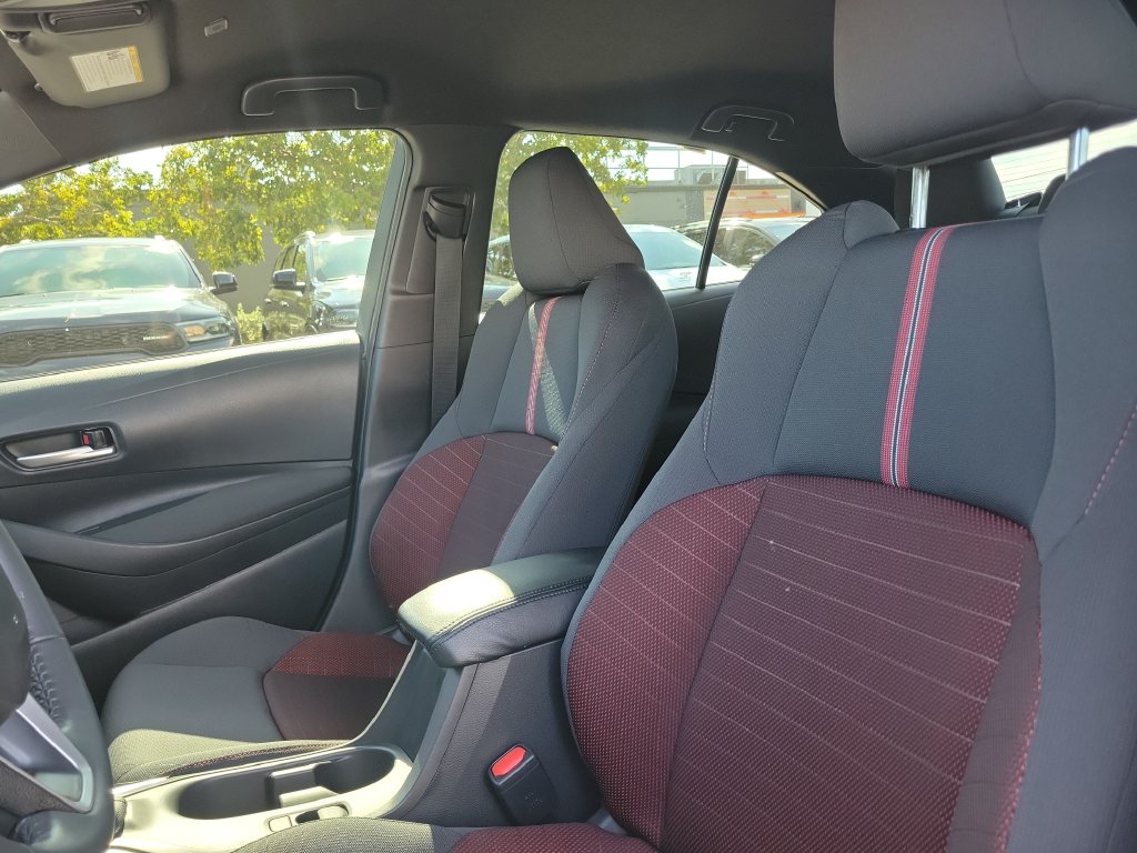 2026 Toyota Corolla SE - photo 17