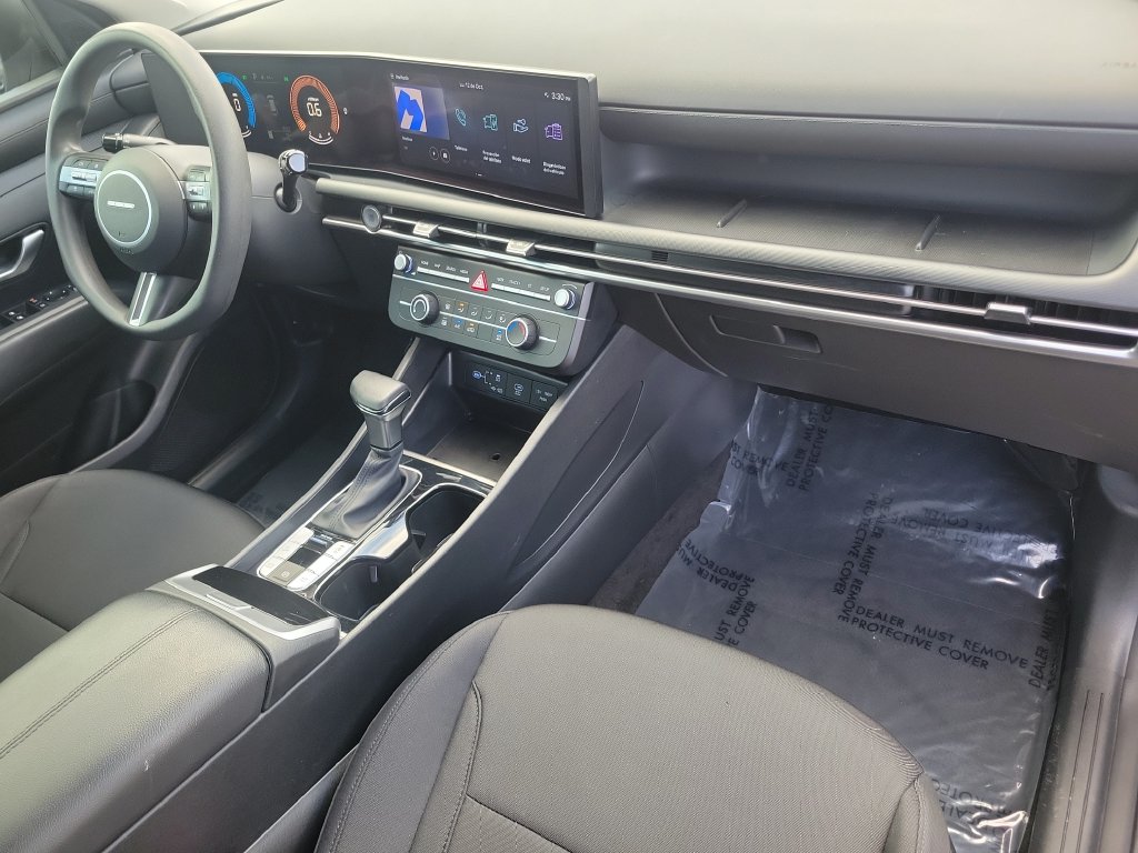 2025 Hyundai Tucson SE - photo 11