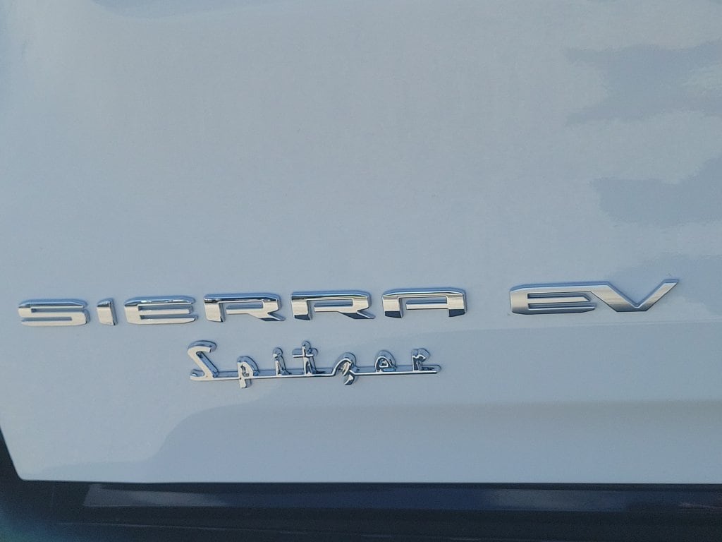 2026 GMC Sierra EV Elevation - photo 9