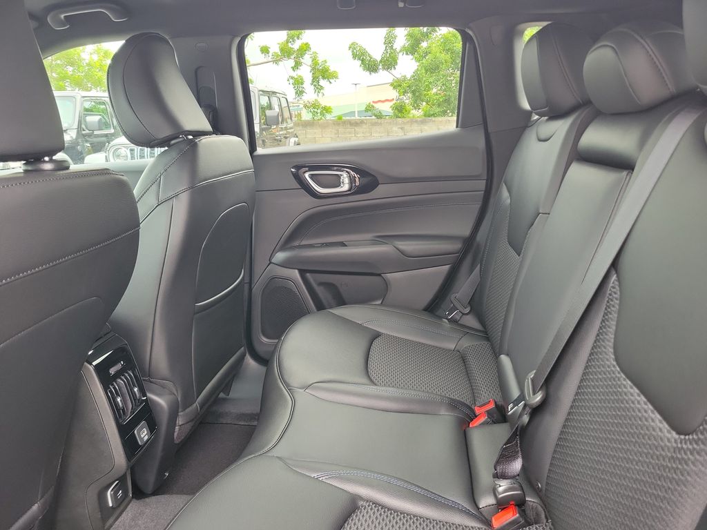 2026 Jeep Compass Latitude - photo 11
