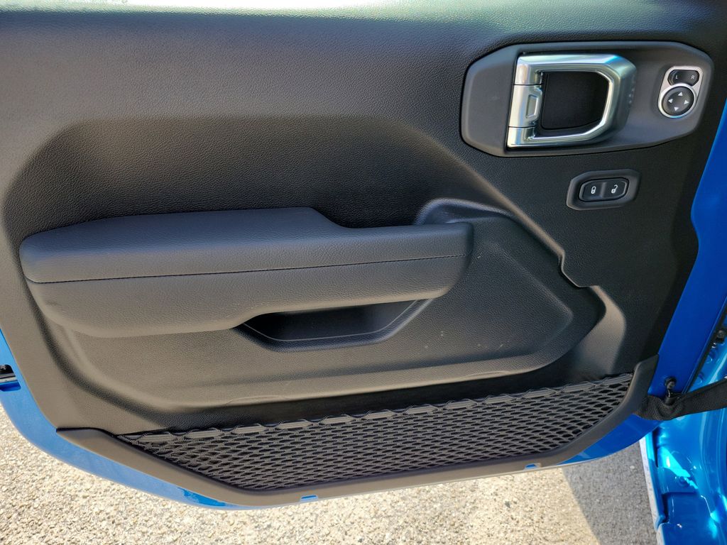 2026 Jeep Wrangler Sport S - photo 8