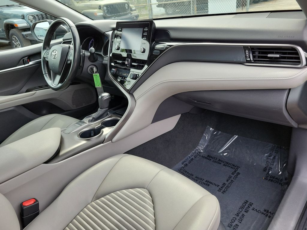 2023 Toyota Camry SE - photo 11