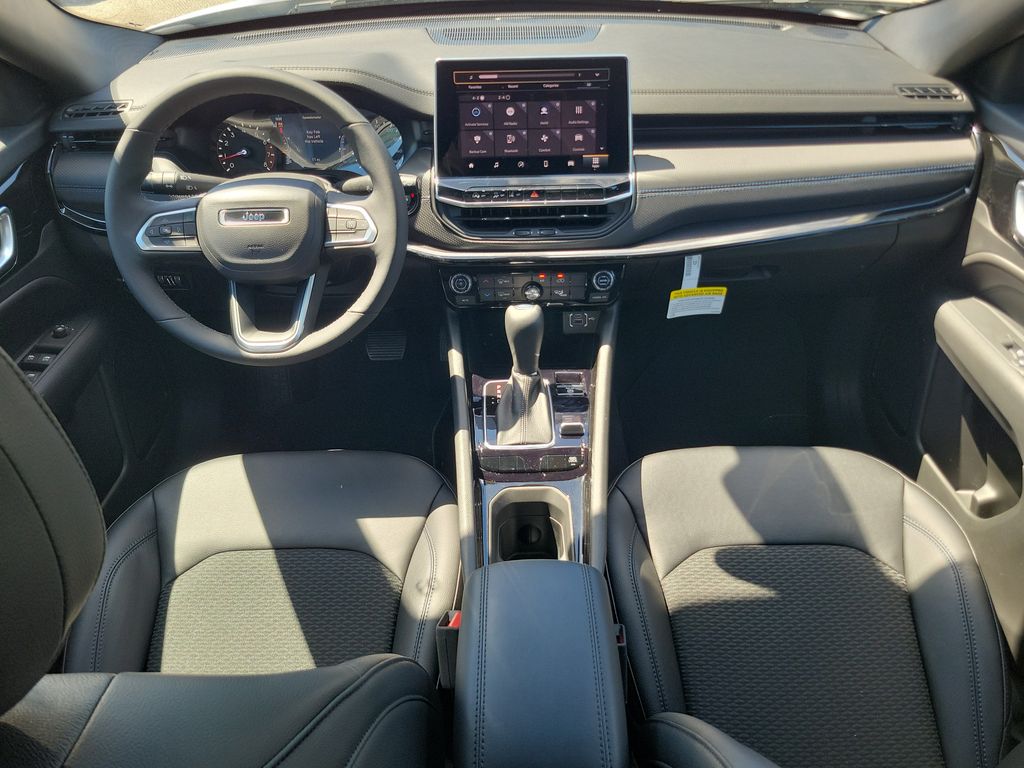 2026 Jeep Compass Latitude - photo 15