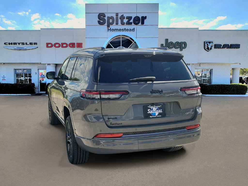 2027 Jeep Grand Cherokee Limited Reserve - photo 4