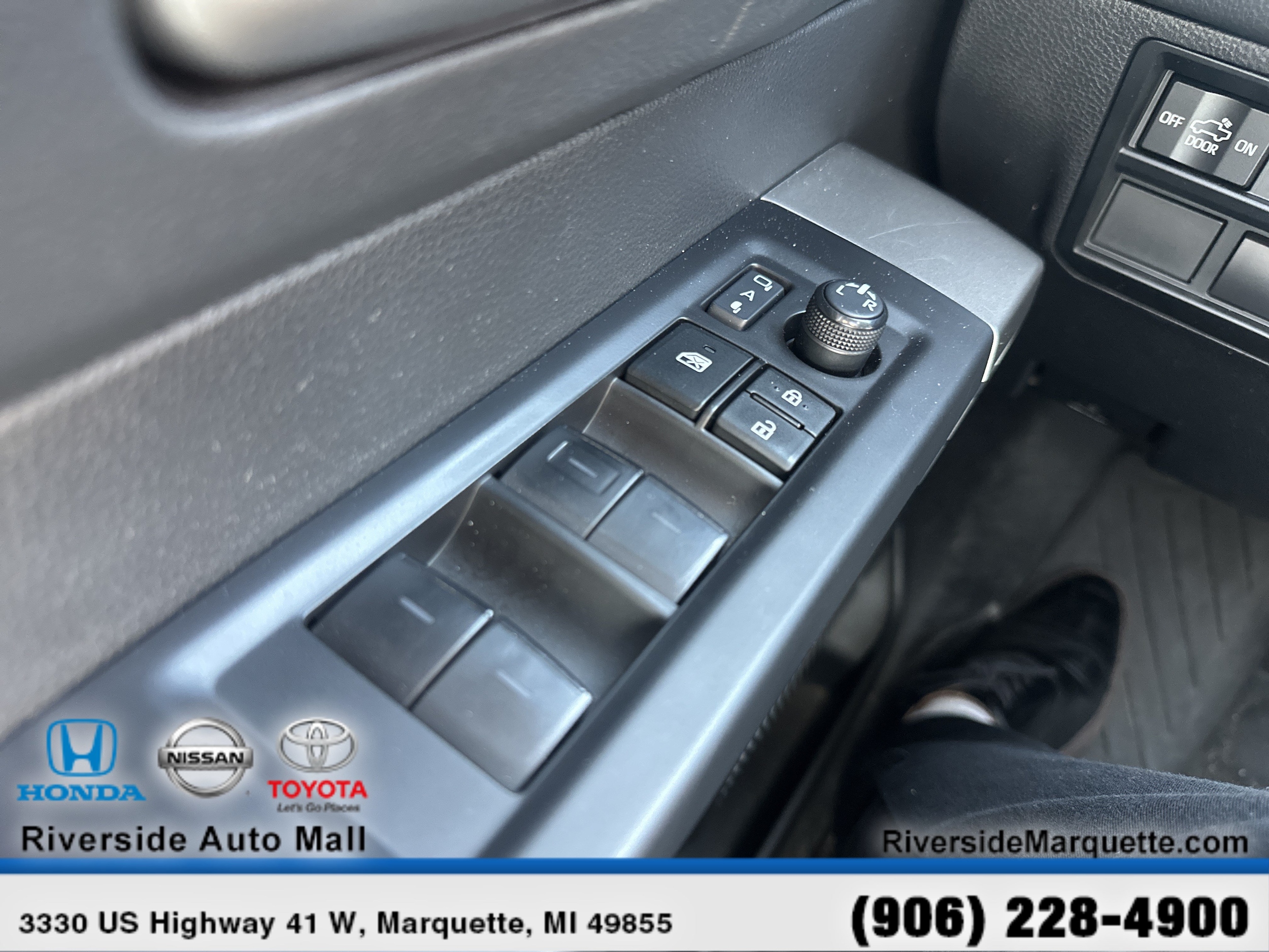 2024 Toyota Tundra Limited - Photo 24