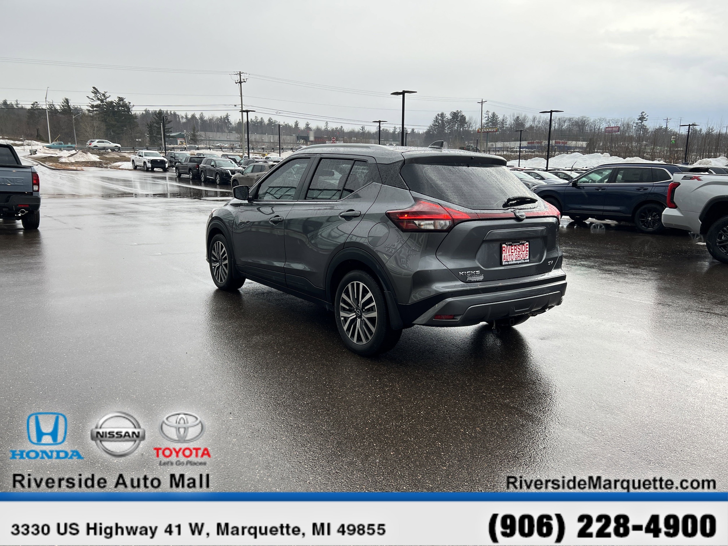Used 2023 Nissan Kicks SV with VIN 3N1CP5CV4PL499897 for sale in Iron Mountain, MI