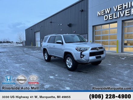2024 Toyota 4Runner SR5 4WD