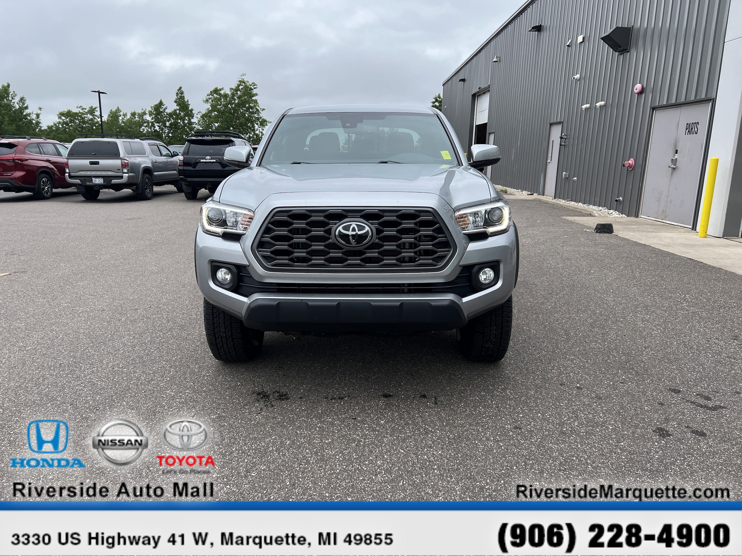 Certified 2022 Toyota Tacoma TRD Off Road with VIN 3TMCZ5AN6NM496601 for sale in Iron Mountain, MI