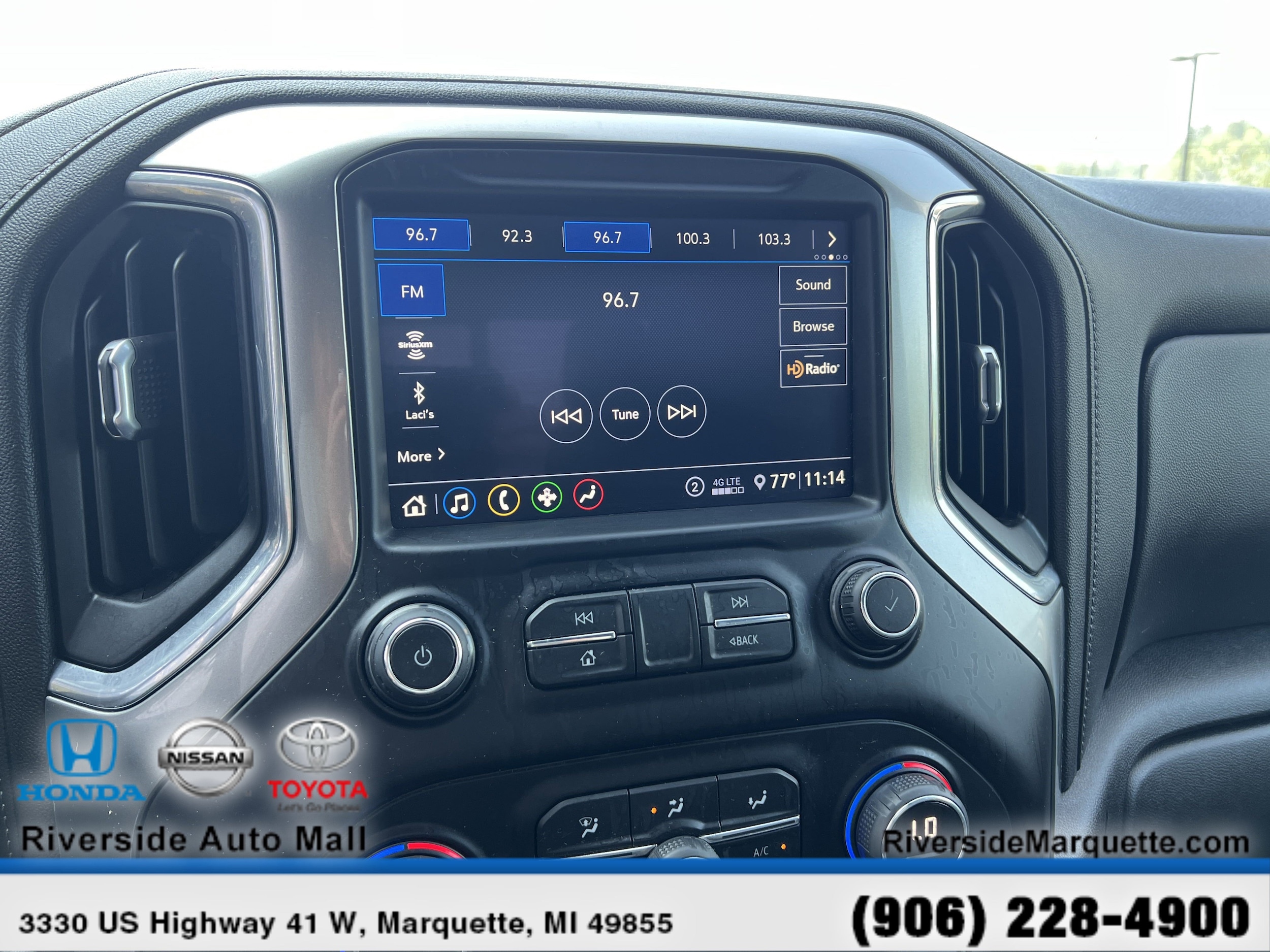 2020 Chevrolet Silverado 1500 RST - Photo 17